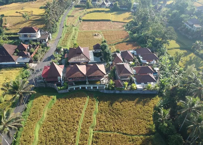Hotel Danakha Ubud 4*